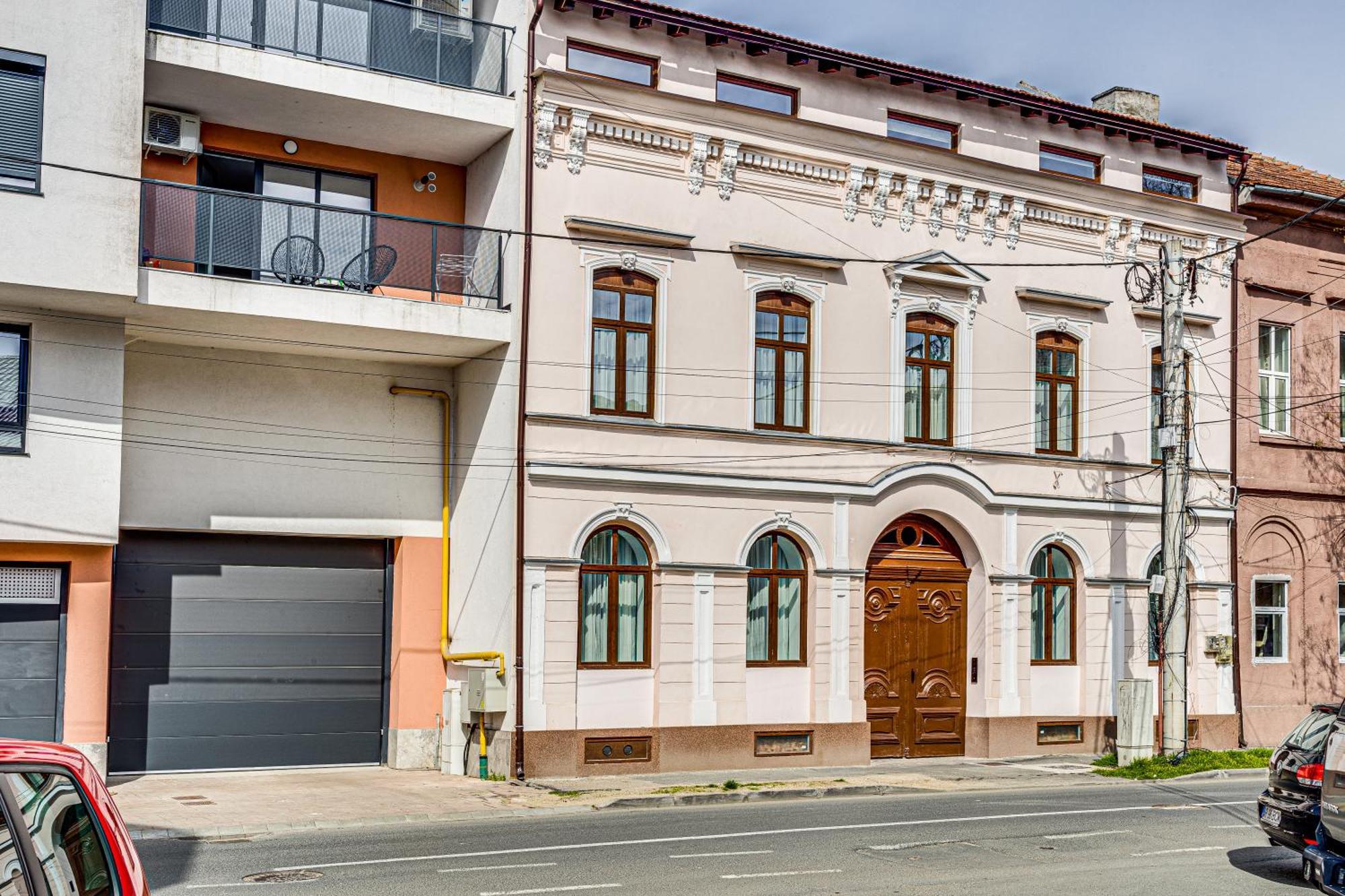 Ari Central Grand Apartments - Luxurious Stay Arad Exterior photo