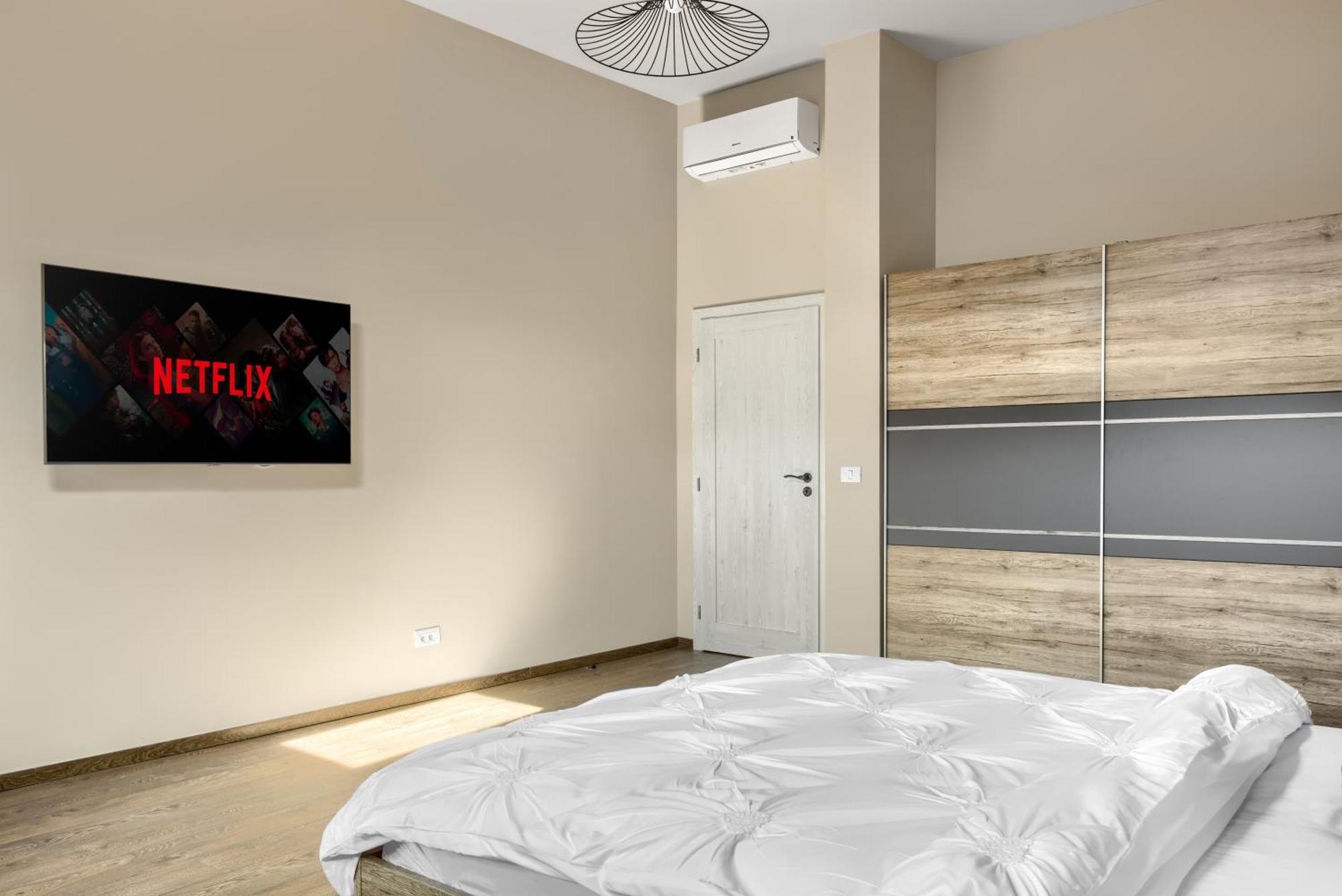 Ari Central Grand Apartments - Luxurious Stay Arad Exterior photo